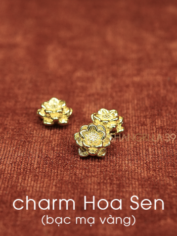 charm Hoa Sen