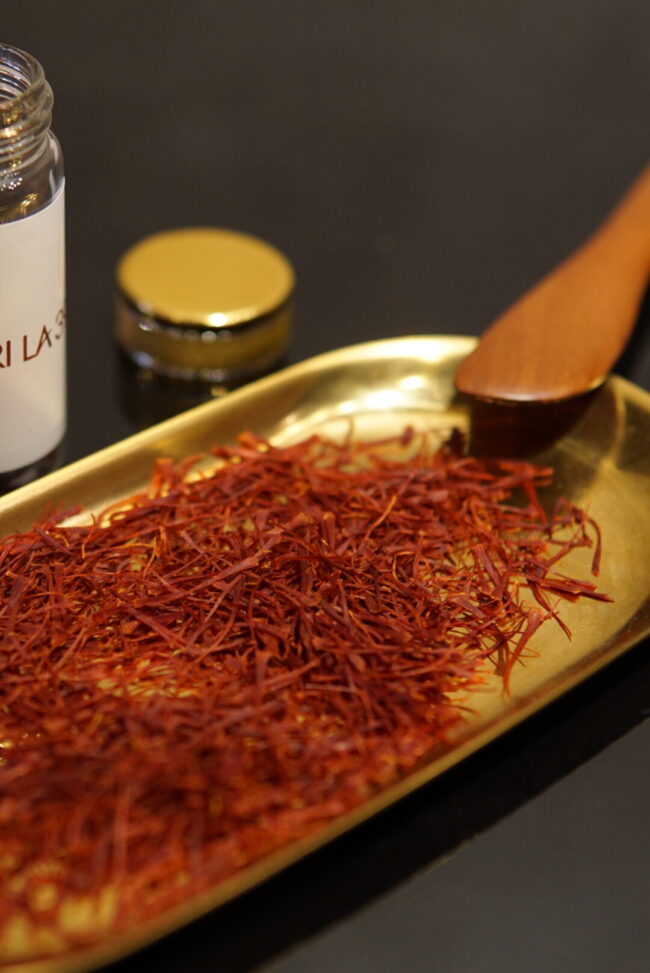 Saffron - 1 gram - Ảnh 2